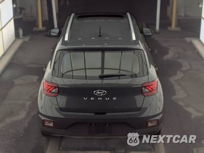 2025 Hyundai Venue SEL - zdjęcie 5 z 27 - miniatura