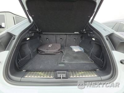 2024 Porsche Macan 4 Electric - zdjęcie 17 z 21 - miniatura