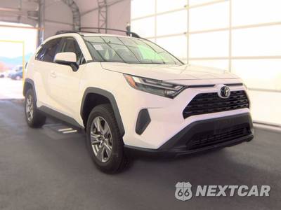 2025 Toyota RAV4 XLE - zdjęcie 3 z 29 - miniatura