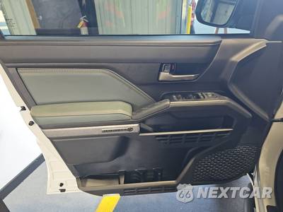 2026 Toyota Tacoma i-FORCE MAX Trailhunter Crew Cab Long Bed - zdjęcie 9 z 20 - miniatura