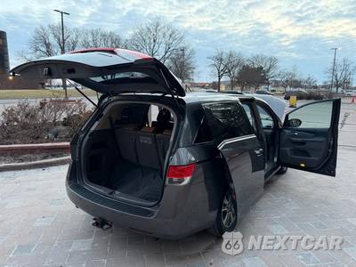 2014 Honda Odyssey Touring 118.1" WB - zdjęcie 10 z 78 - miniatura