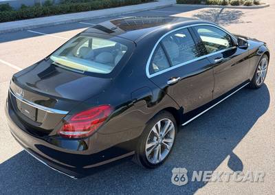 2015 Mercedes-Benz C 300 Sedan - zdjęcie 8 z 18 - miniatura