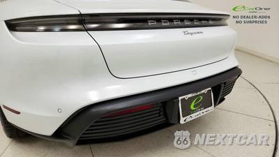 2023 Porsche Taycan - zdjęcie 26 z 50 - miniatura