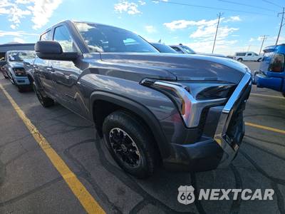 2024 Toyota Tundra SR5 Crew Cab Short Bed - zdjęcie 3 z 21 - miniatura