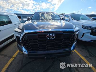2024 Toyota Tundra SR5 Crew Cab Short Bed - zdjęcie 2 z 21 - miniatura