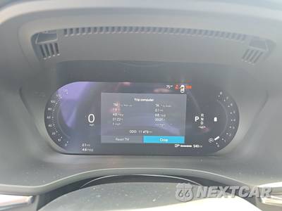 2026 Volvo XC60 B5 Plus - zdjęcie 12 z 33 - miniatura