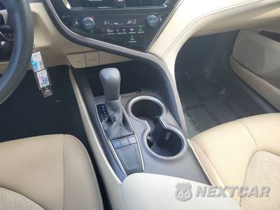 2024 Toyota Camry LE - zdjęcie 17 z 50 - miniatura