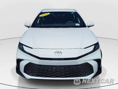 2025 Toyota Camry SE - zdjęcie 2 z 50 - miniatura