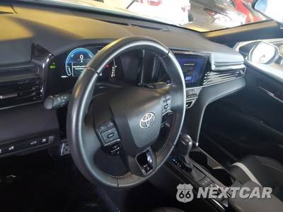 2025 Toyota Camry SE - zdjęcie 40 z 50 - miniatura