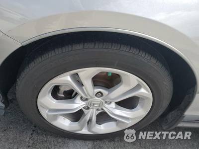 2025 Honda Accord Sedan LX - zdjęcie 35 z 50 - miniatura