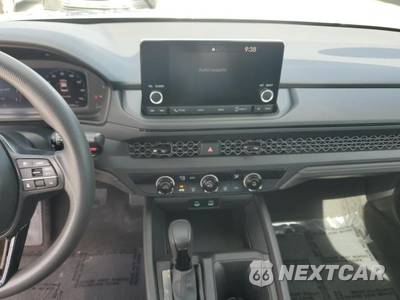 2025 Honda Accord Sedan LX - zdjęcie 42 z 50 - miniatura