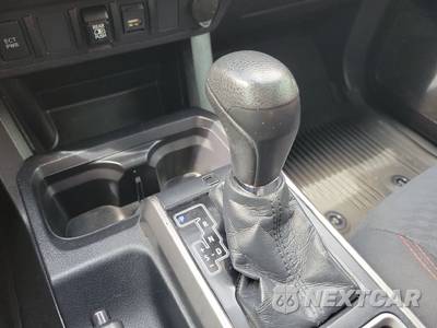 2021 Toyota Tacoma SR5 Crew Cab Medium Bed - zdjęcie 26 z 50 - miniatura