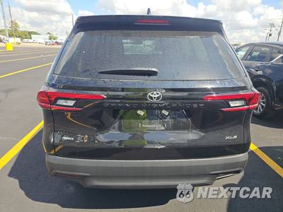 2026 Toyota Grand Highlander XLE - zdjęcie 5 z 18 - miniatura