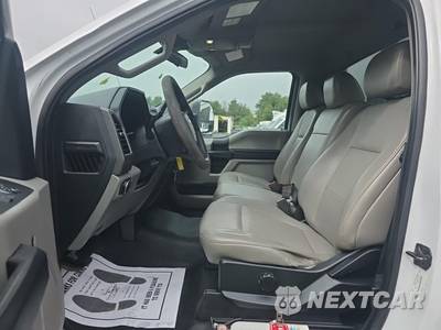 2020 Ford Super Duty F-550 Cab Chassis XL Regular Cab DRW - zdjęcie 13 z 22 - miniatura