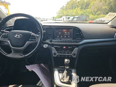 2017 Hyundai Elantra Value Edition Sedan - zdjęcie 11 z 23 - miniatura