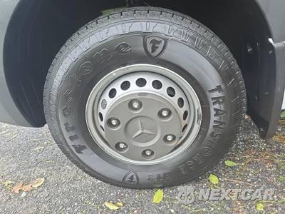 2022 Mercedes-Benz Sprinter 4500 Cab Chassis DRW - zdjęcie 8 z 23 - miniatura