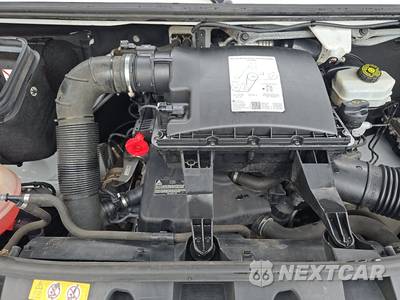 2021 Mercedes-Benz Sprinter 2500 Cargo Van Standard Roof 144.0" WB - zdjęcie 15 z 38 - miniatura