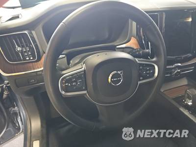 2023 Volvo XC60 B5 Plus Bright Theme - zdjęcie 10 z 32 - miniatura