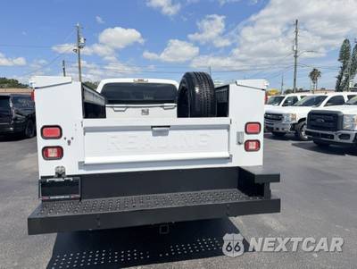 2014 Ford Super Duty F-350 Cab Chassis XL Extended Cab w/Rear Doors - zdjęcie 6 z 23 - miniatura