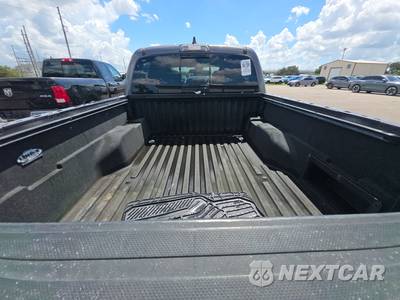 2021 Toyota Tacoma SR5 Crew Cab Medium Bed - zdjęcie 16 z 37 - miniatura