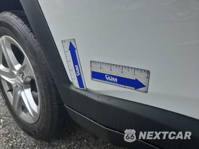 2024 Jeep Compass Latitude - zdjęcie 21 z 24 - miniatura