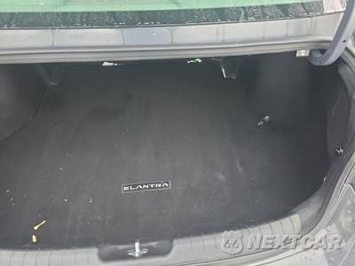 2023 Hyundai Elantra SEL - zdjęcie 19 z 21 - miniatura