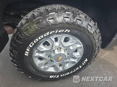 2022 Chevrolet Silverado 3500HD LT Crew Cab Long Bed 1LT - zdjęcie 10 z 24 - miniatura