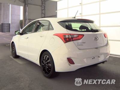 2017 Hyundai Elantra GT Hatchback - zdjęcie 6 z 79 - miniatura