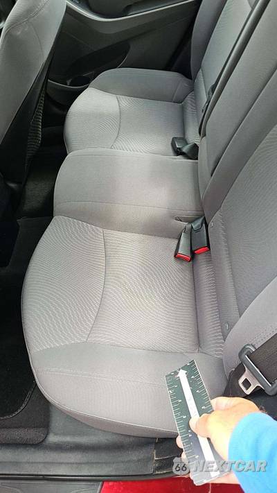 2015 Hyundai Elantra SE Sedan - zdjęcie 31 z 38 - miniatura