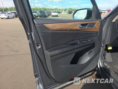 2025 Volkswagen Atlas 2.0T SE w/Technology - zdjęcie 9 z 28 - miniatura