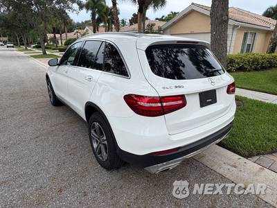 2018 Mercedes-Benz GLC 300 - zdjęcie 6 z 15 - miniatura