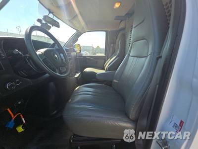 2025 Chevrolet Express 2500 Cargo Van 1WT 135.0" WB - zdjęcie 7 z 34 - miniatura