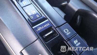 2023 Toyota Crown XLE - zdjęcie 20 z 27 - miniatura