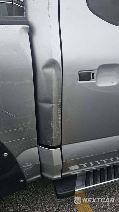 2021 Ford F-150 XLT Crew Cab Short Bed - zdjęcie 38 z 49 - miniatura