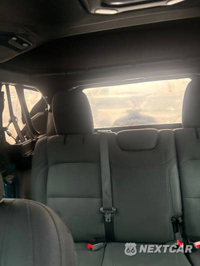 2020 Jeep Wrangler Unlimited Sport S - zdjęcie 14 z 15 - miniatura