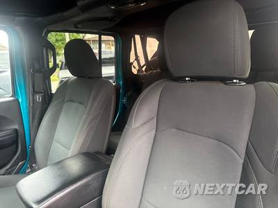 2020 Jeep Wrangler Unlimited Sport S - zdjęcie 11 z 15 - miniatura