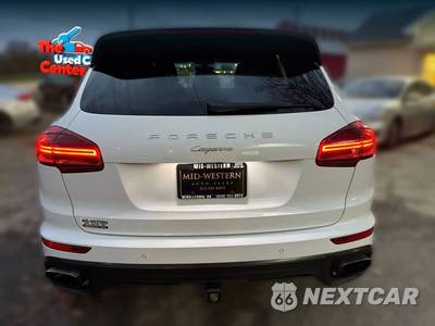 2016 Porsche Cayenne - zdjęcie 19 z 21 - miniatura