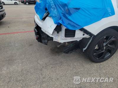 2026 Hyundai Elantra SEL Sport - zdjęcie 14 z 18 - miniatura