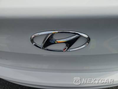 2018 Hyundai Elantra SE Sedan - zdjęcie 23 z 24 - miniatura