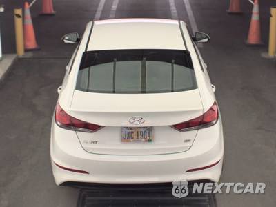2018 Hyundai Elantra SE Sedan - zdjęcie 6 z 24 - miniatura