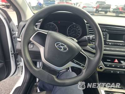 2018 Hyundai Elantra SE Sedan - zdjęcie 16 z 24 - miniatura