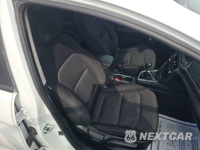 2018 Hyundai Elantra SE Sedan - zdjęcie 14 z 24 - miniatura