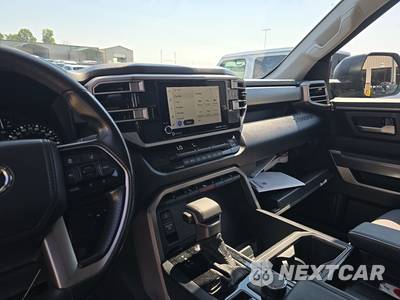 2023 Toyota Tundra SR5 Crew Cab Short Bed - zdjęcie 11 z 39 - miniatura