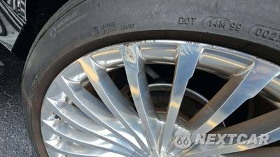 2021 Mercedes-Benz Maybach GLS 600 4MATIC - zdjęcie 25 z 37 - miniatura
