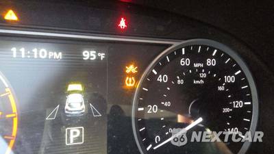 2019 Nissan Kicks SR - zdjęcie 28 z 39 - miniatura