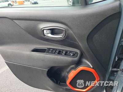 2018 Jeep Renegade Upland Edition - zdjęcie 9 z 35 - miniatura