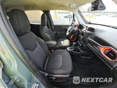 2018 Jeep Renegade Upland Edition - zdjęcie 8 z 35 - miniatura