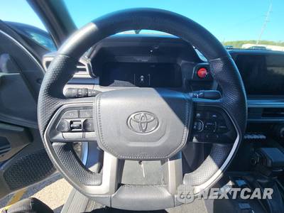2025 Toyota Tacoma TRD Off-Road Crew Cab Medium Bed - zdjęcie 10 z 28 - miniatura