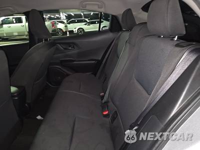 2024 Toyota Prius LE - zdjęcie 13 z 42 - miniatura