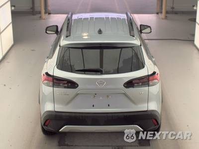 2026 Toyota Corolla Cross LE - zdjęcie 5 z 22 - miniatura